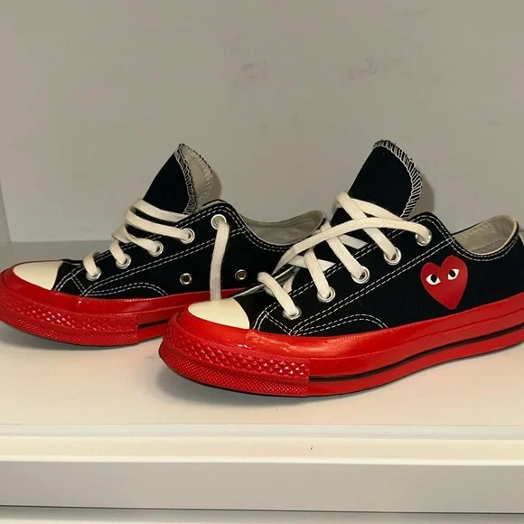 Comme des Garcons PLAY x Converse - Picture 1 of 3